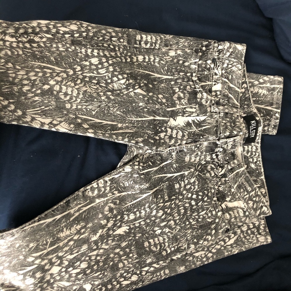 Kill City Jeans Skinny Feather Print size 26